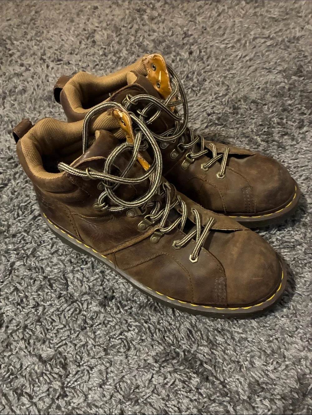 Dr martens fynn boots